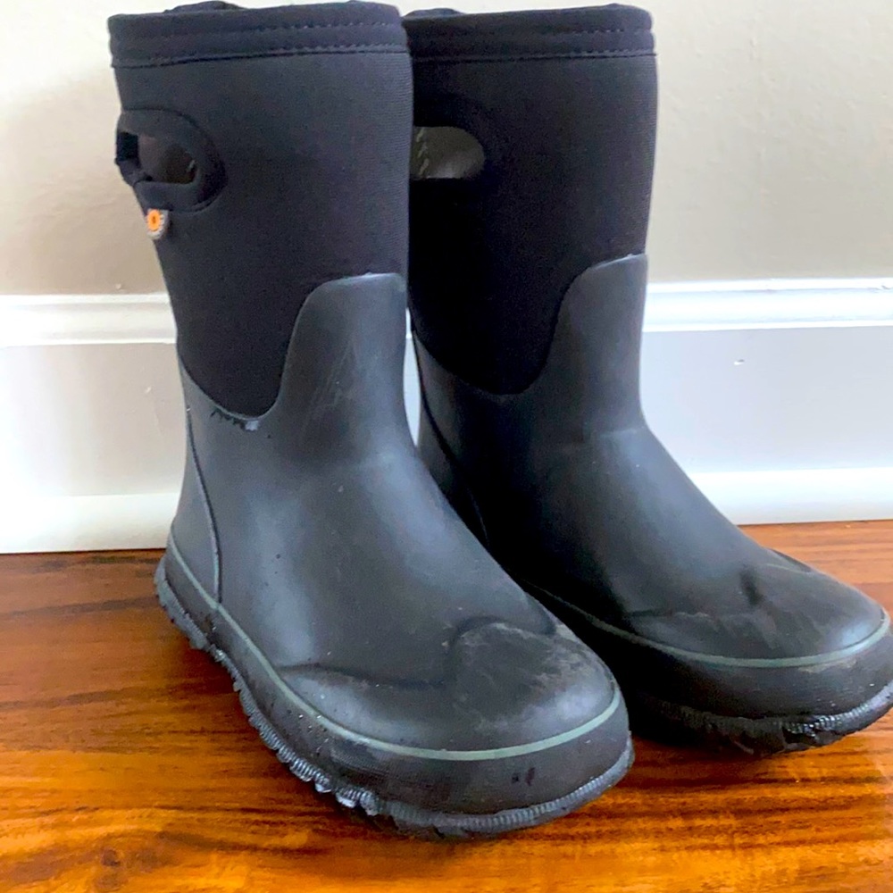 BOGS waterproof rain and snow boots